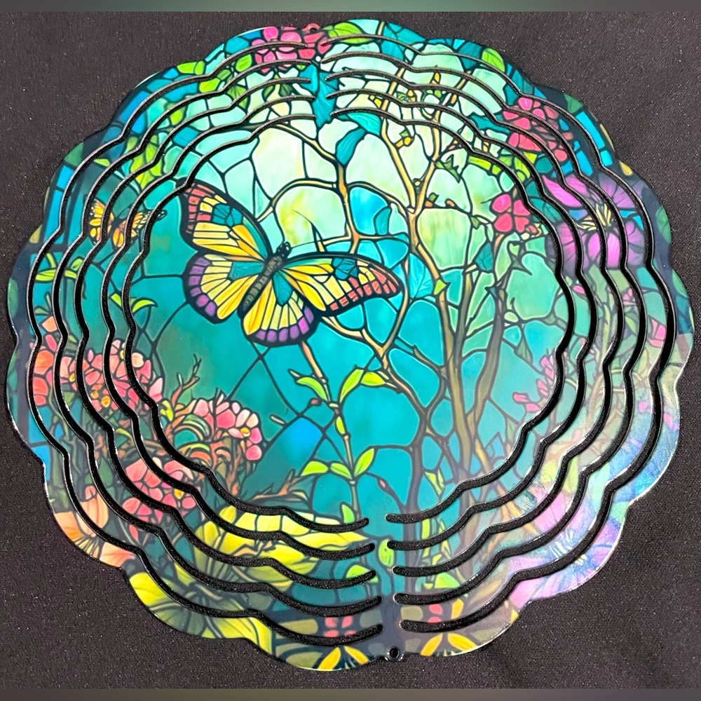 Beautiful Butterfly Wind Spinner - NEW